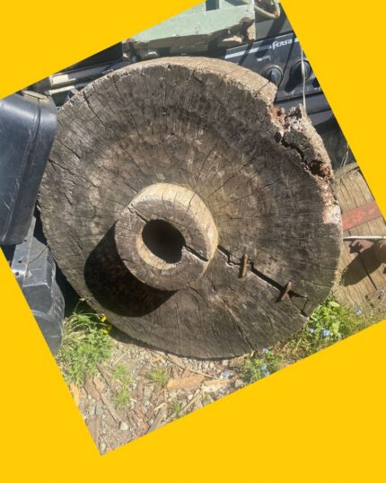 Rueda de carretón mapuche