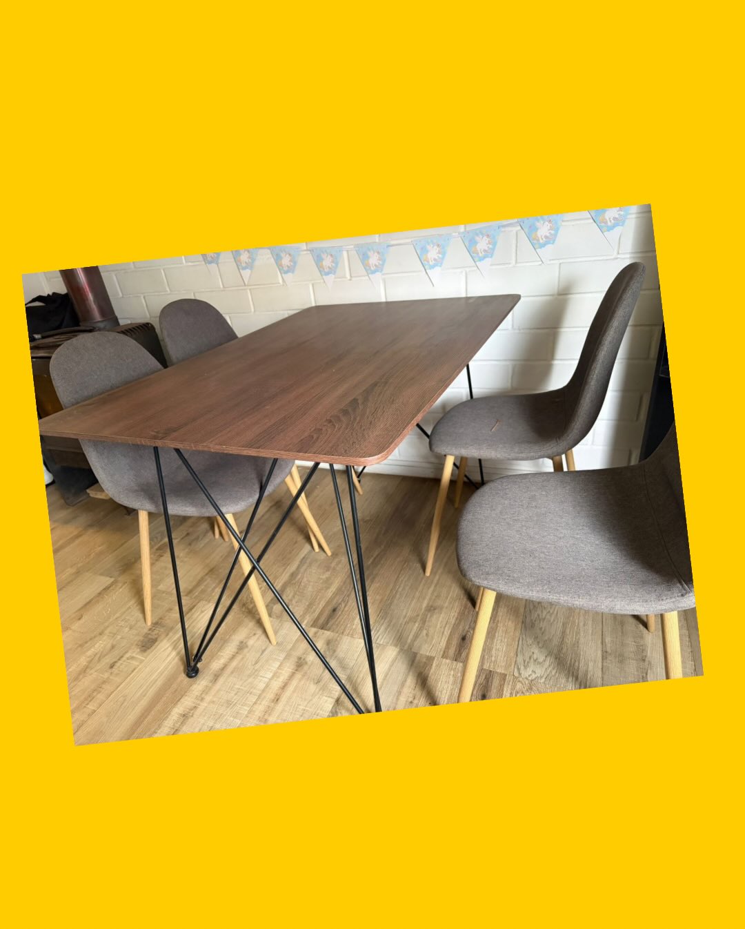 Juego de comedor / 4 sillas