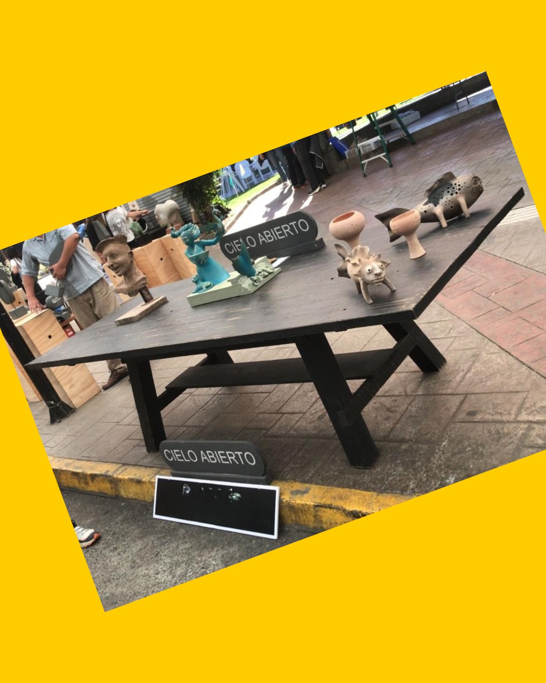 Mesa comedor 12 personas de pino insigne