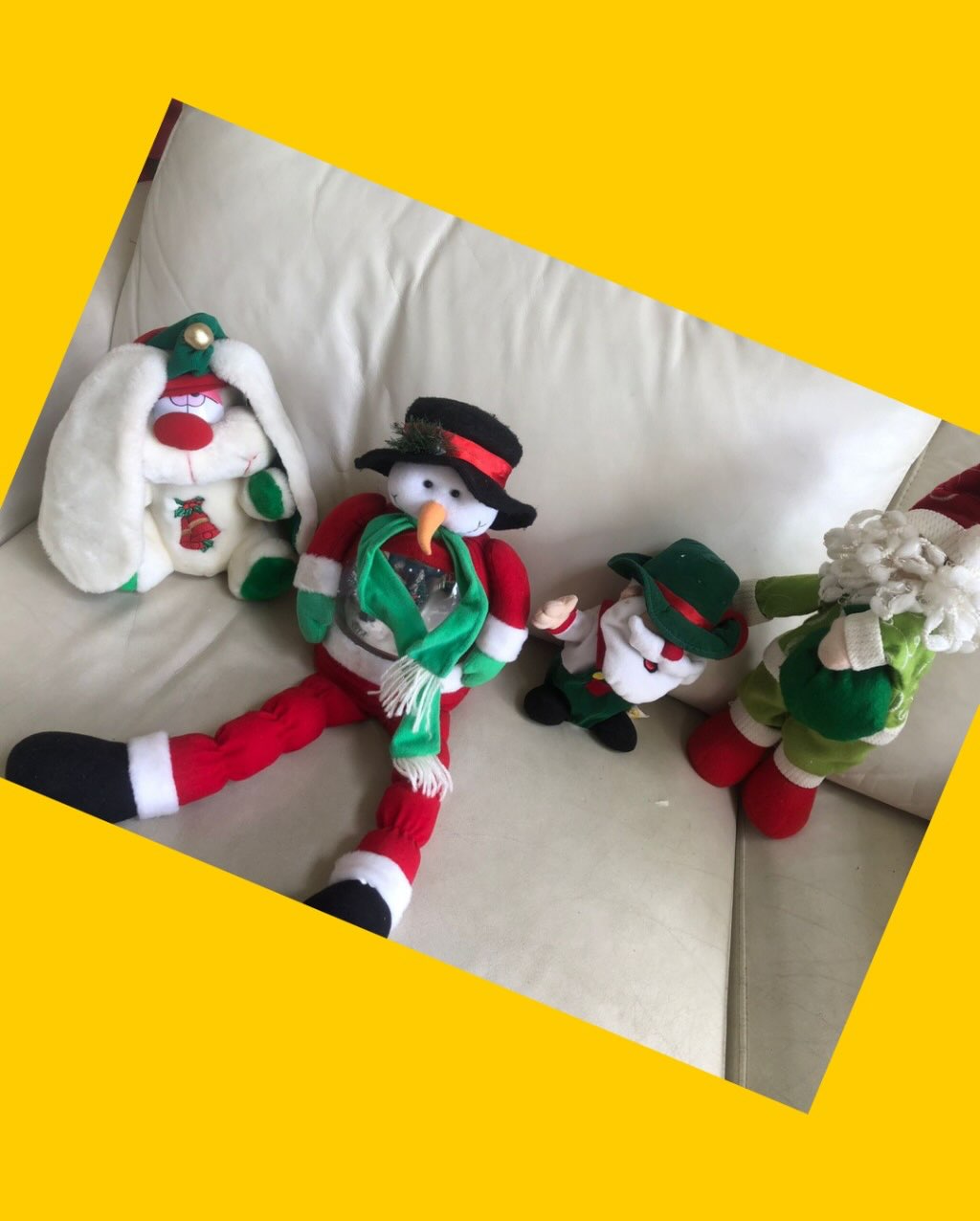 4 muñecos navideños