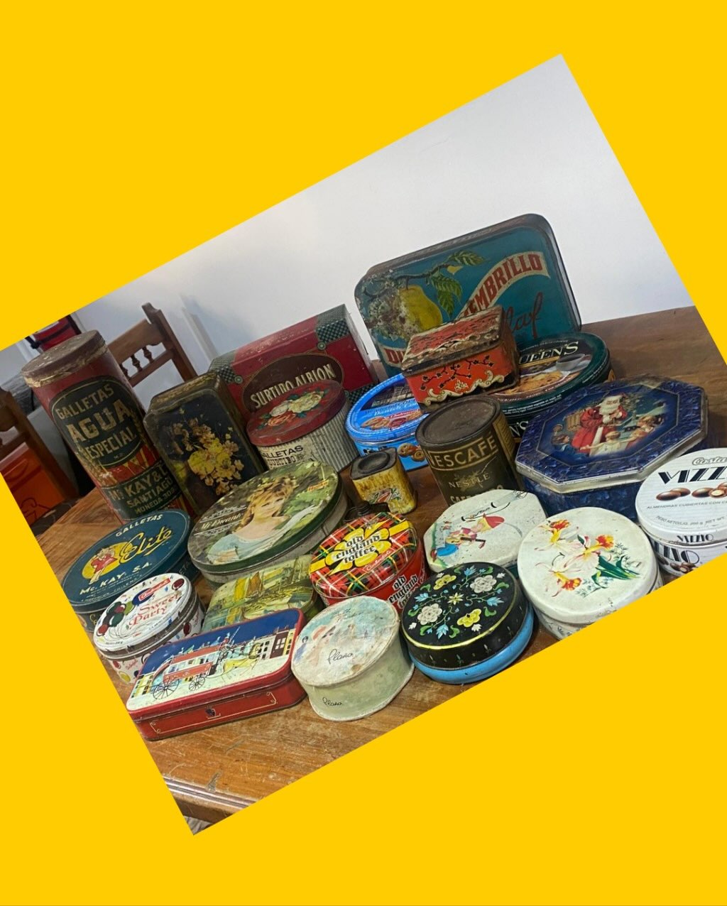 Lote de cajas metálicas antiguas