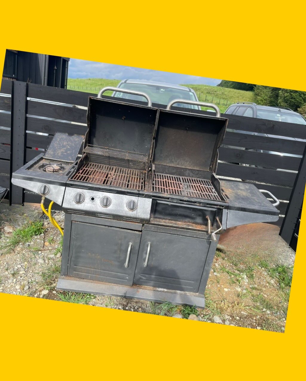 Parrilla a carbón y gas, con quemador