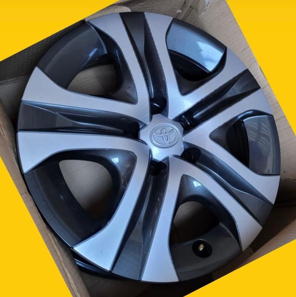 4 llantas originales Toyota Rav4