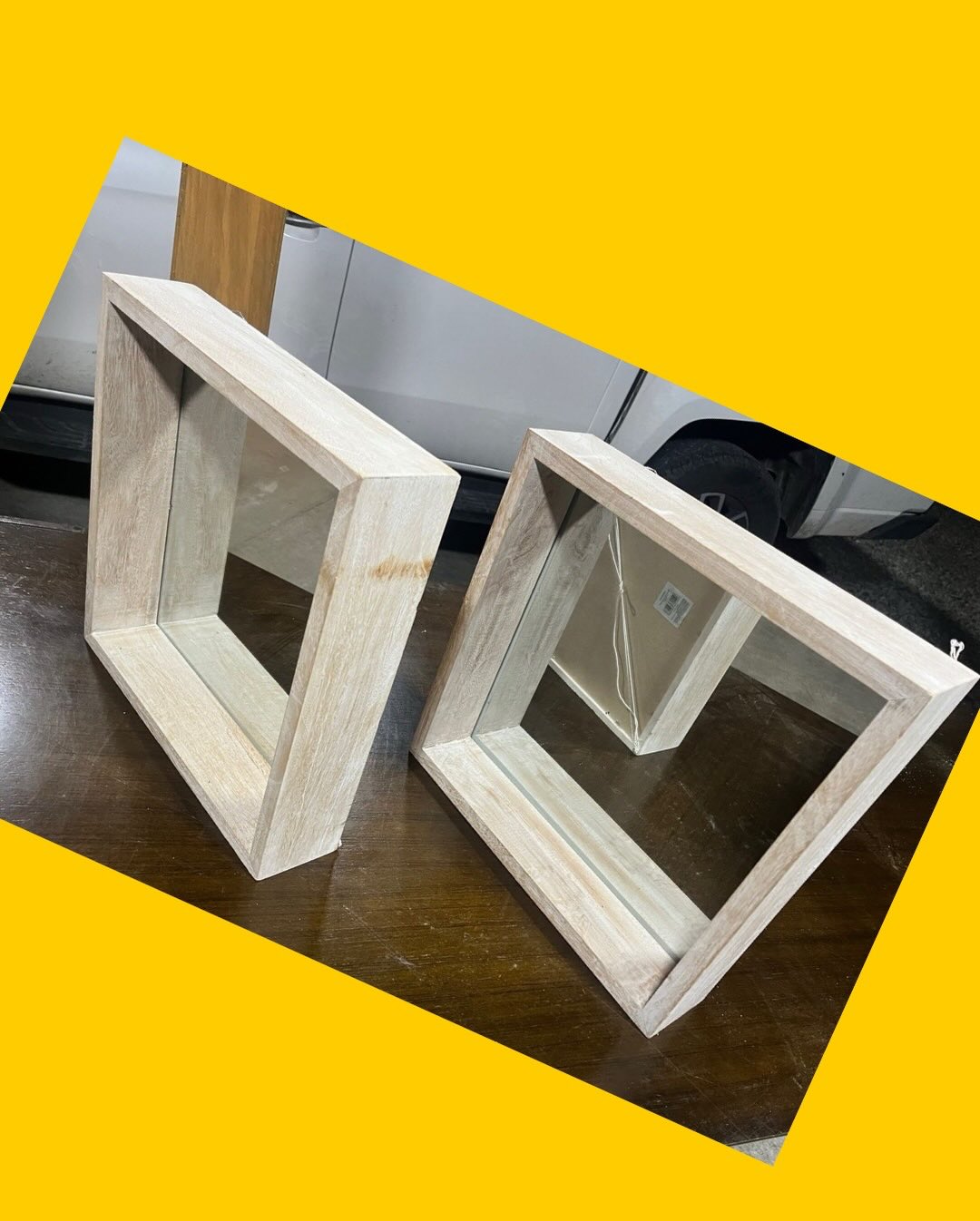 2 espejos con marco de madera