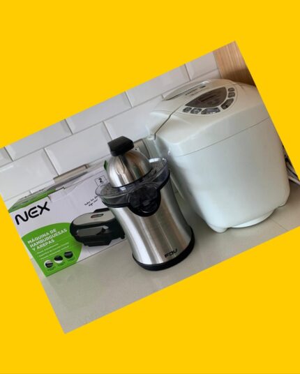3 Máquinas: Maquina de pan, exprimidor eléctrico y máquina para hacer hamburguesas y arepas Fagor, Nex y FDV