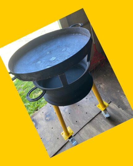 Parrilla de fierro, con disco y ruedas