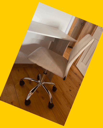Escritorio con silla