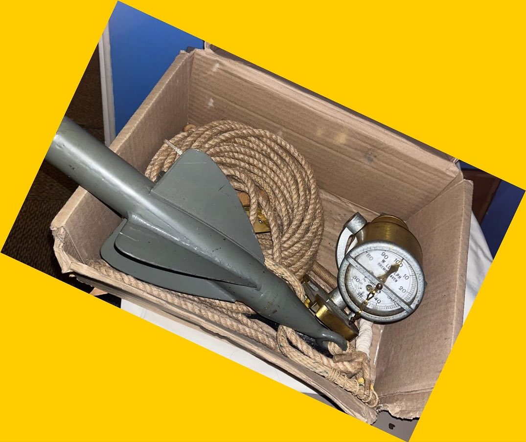 Corredera maritima inglesa de bronce