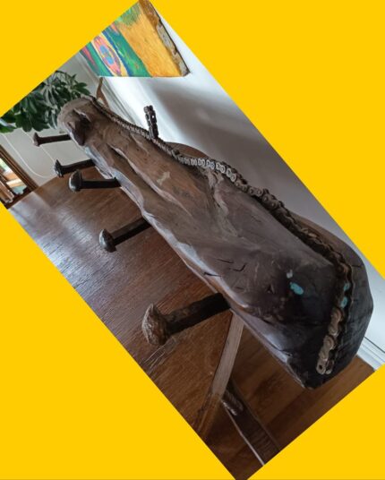 Perchero raíz de alerce con 5 clavos