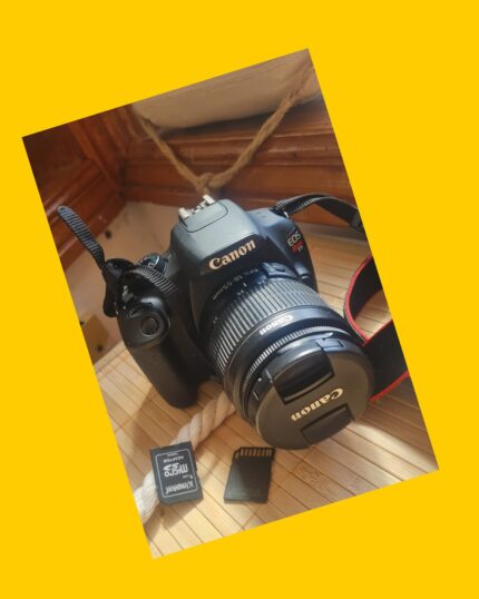 Cámara fotográfica con lente Canon