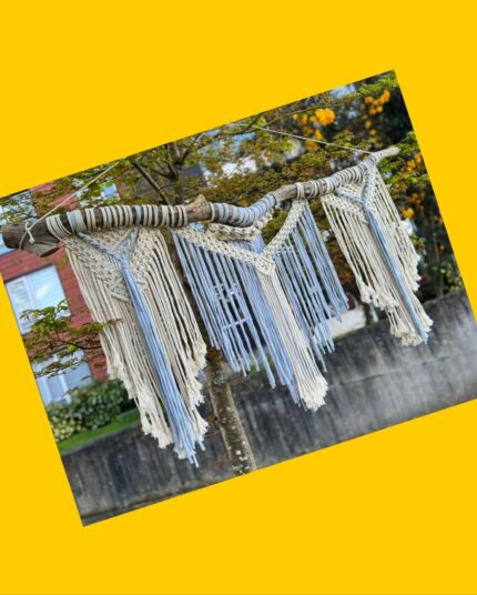 Telar mural decorativo macramé