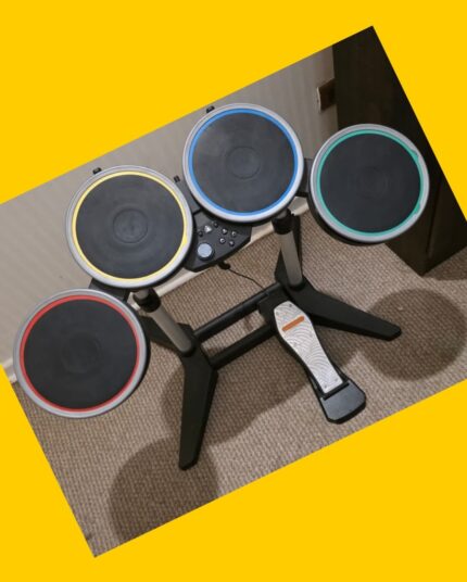 Batería Rock Band para PlayStation, con baquetas