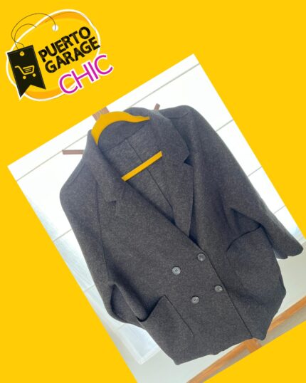 Chaqueta de lanilla gris