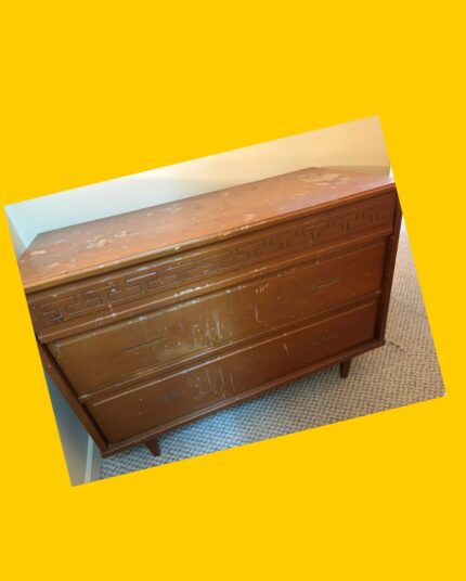 Comoda Antigua de madera