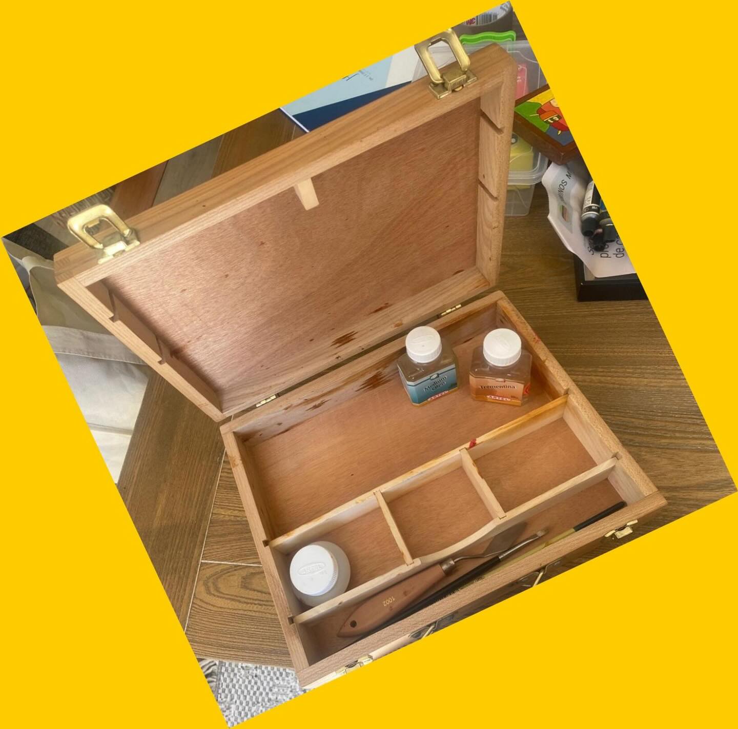 Caja de pintura al oleo