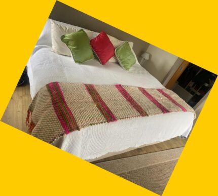 Piecera de telar con 3 fundas de cojines (40x40cm)