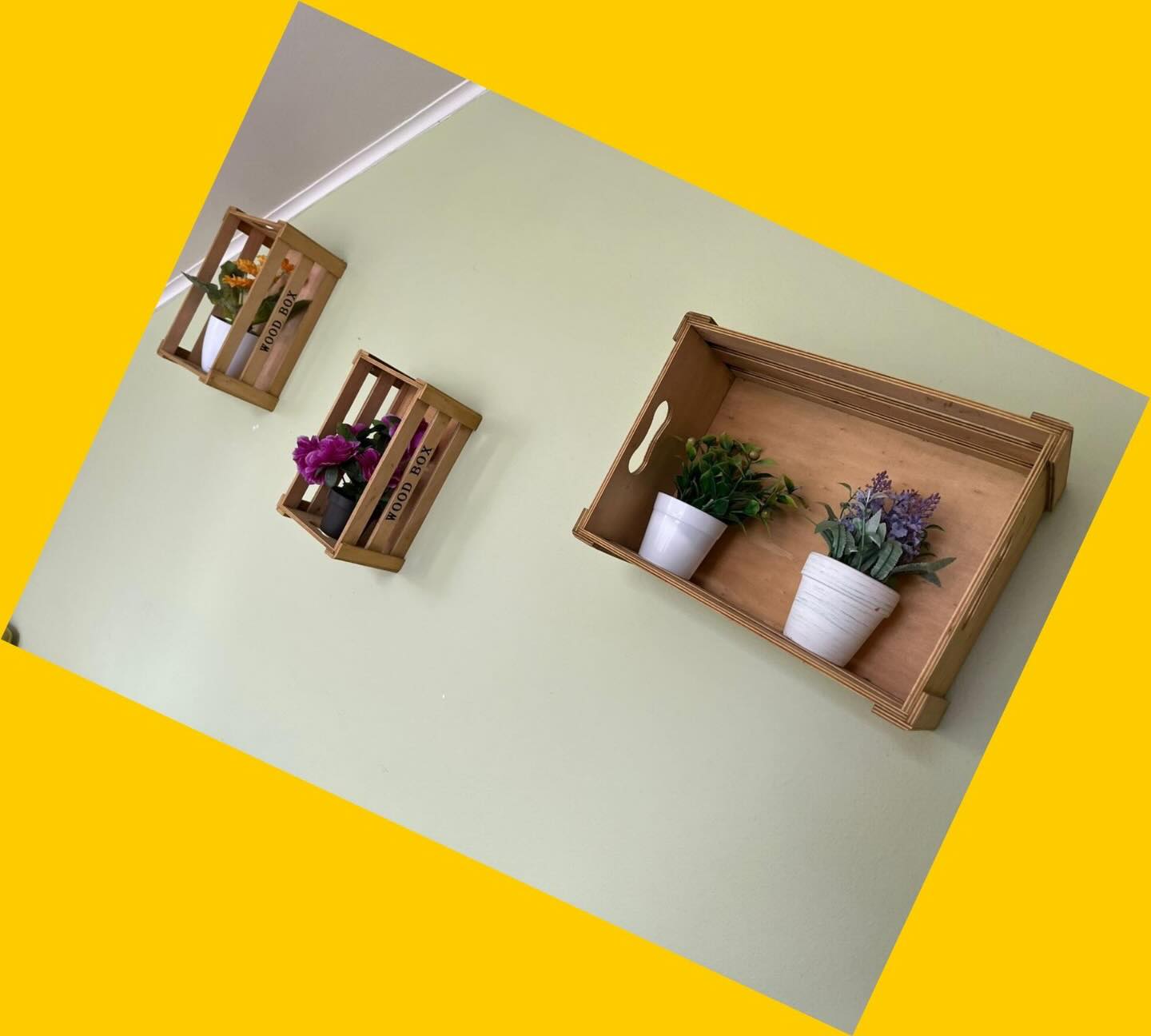 Set decorativo y cuadros y repisas