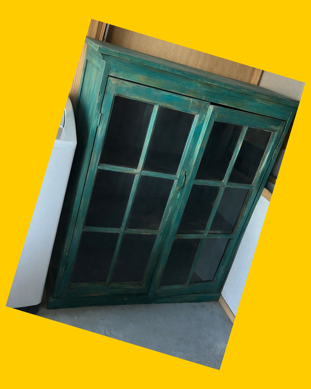 Vitrina de madera