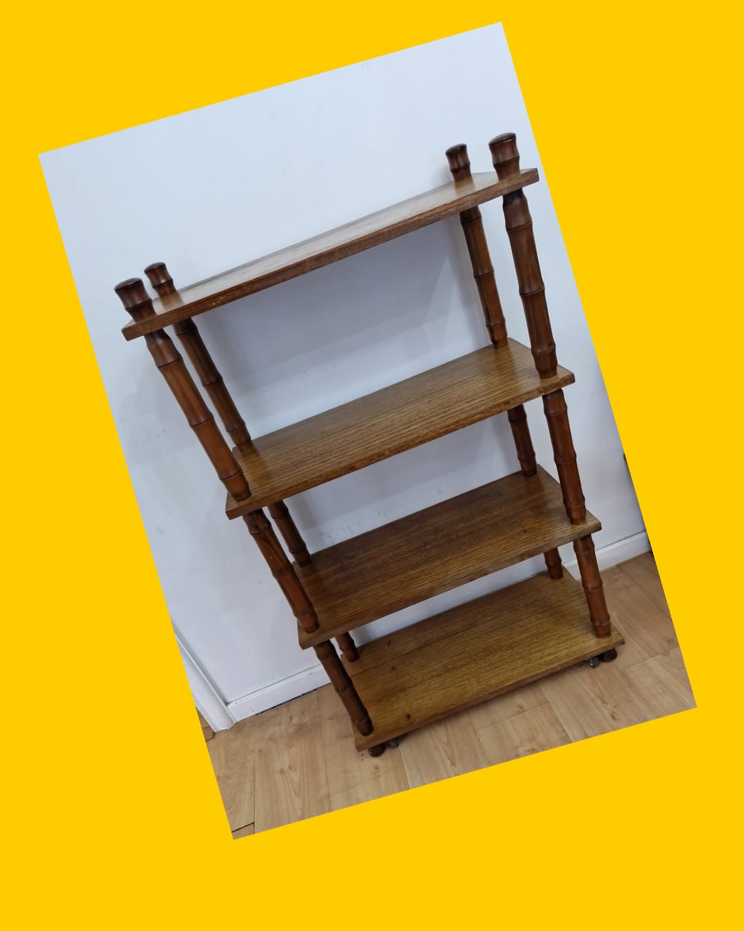 2 Repisas de madera enchapada de encino