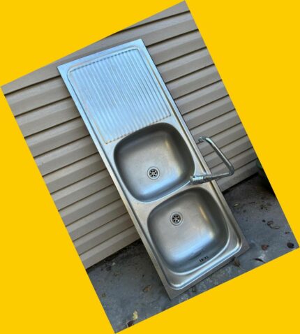 Lavaplatos de acero inoxidable