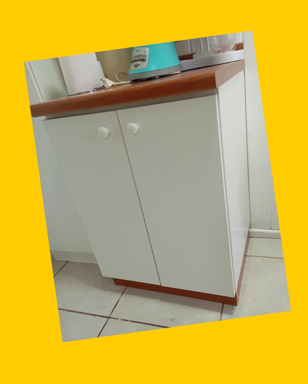 Mueble de cocina con 2 repisas