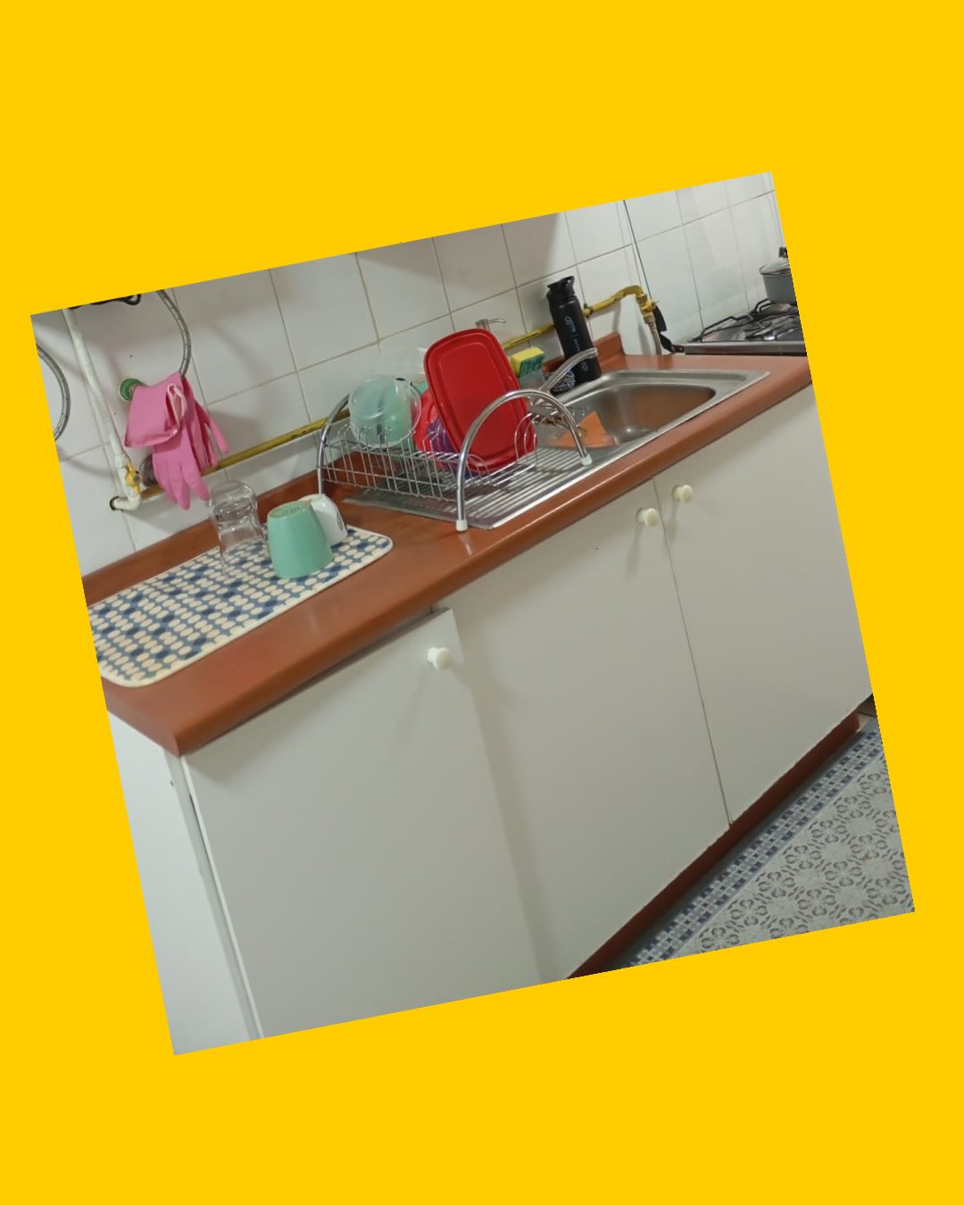 Mueble de cocina con lavaplatos incluido