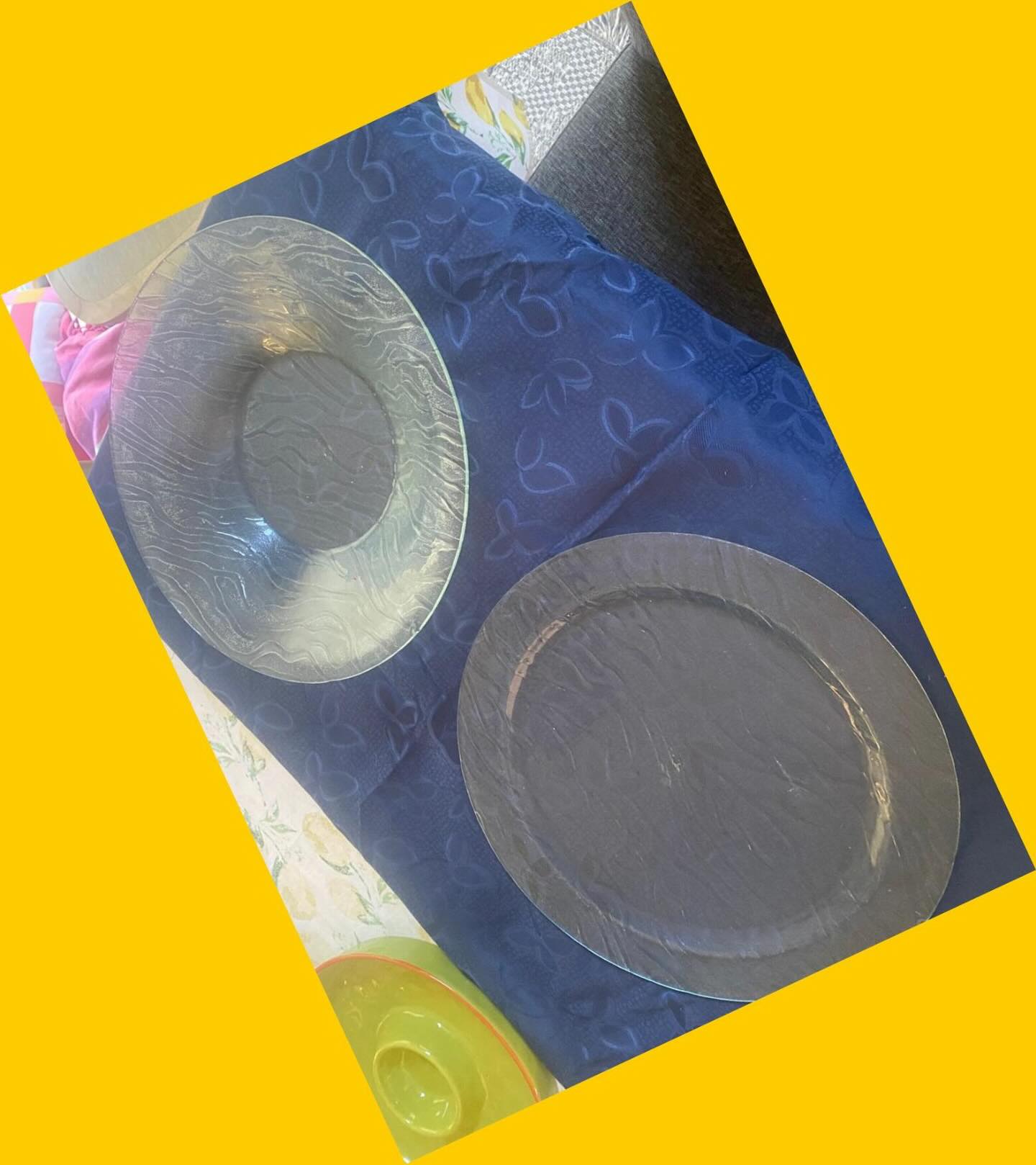 Platos vidrio relieve