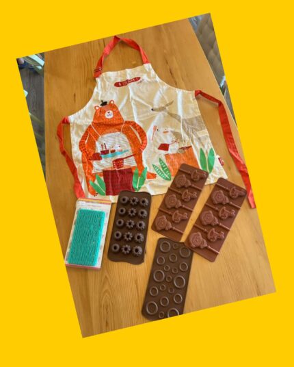 Set para hacer chocolates, delantal Niños y moldes