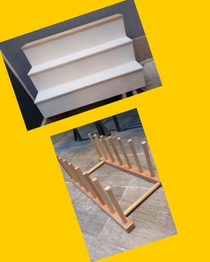 2 Exhibidores de madera