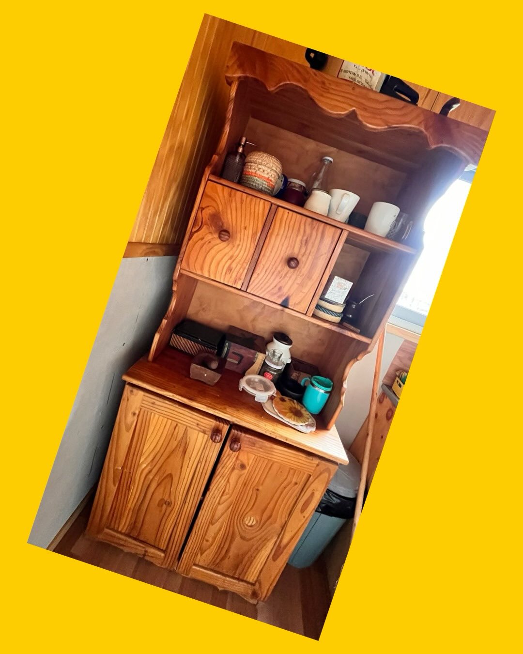 Alacena de Pino Oregón