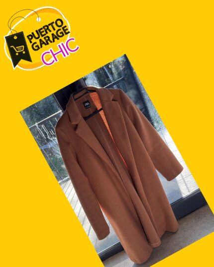 Abrigo camel Zara