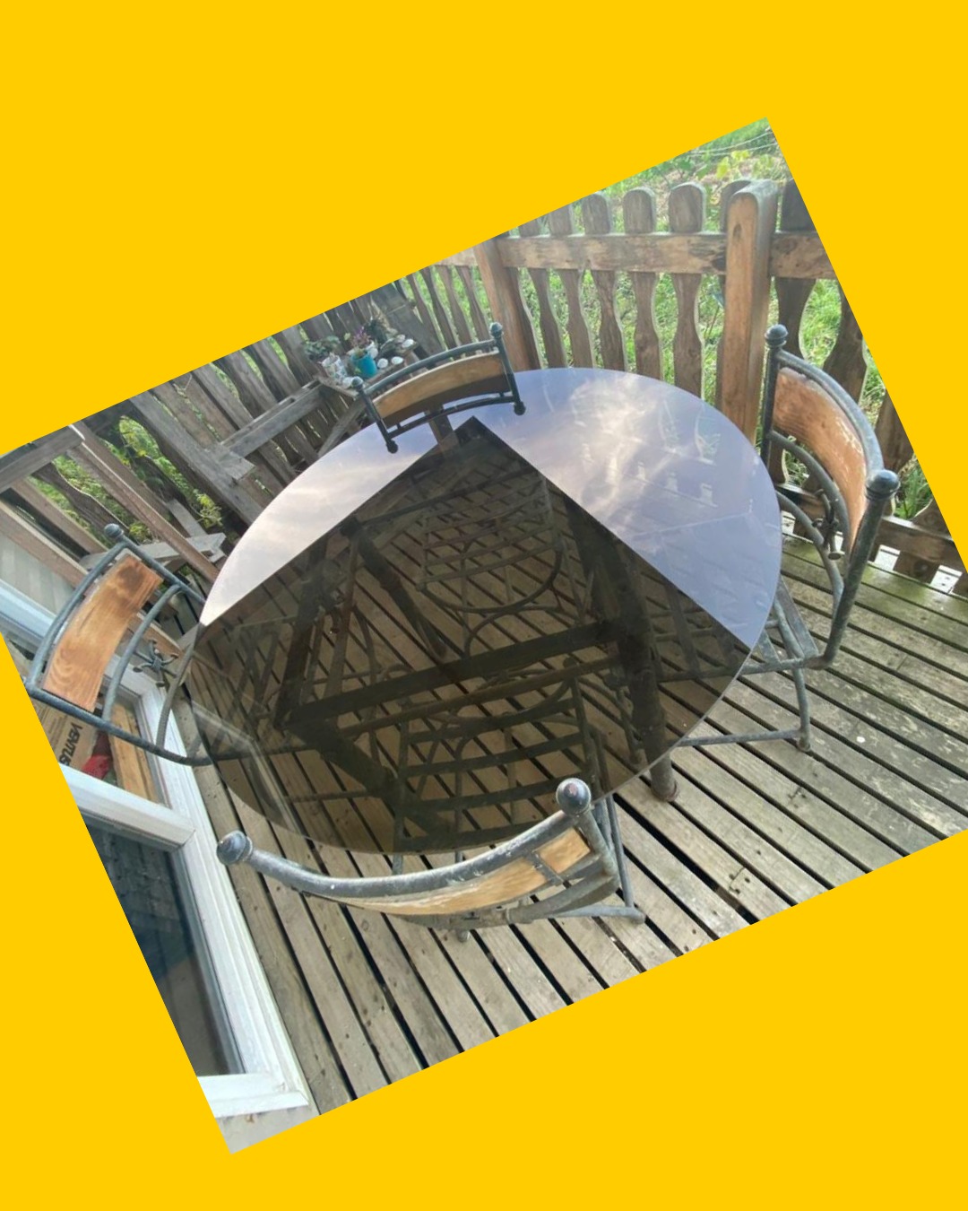 Comedor de fierro con sillas
