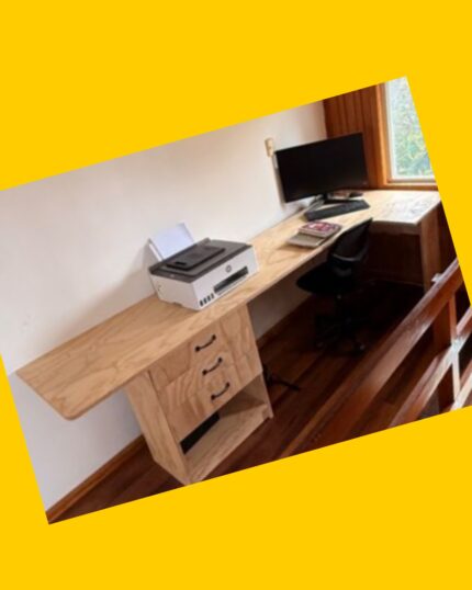 Escritorio de madera