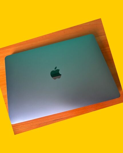 MacBook Air M1 2021