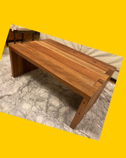 Mesa de centro de roble