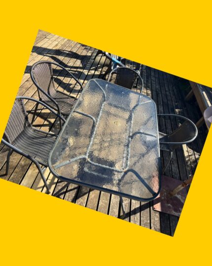 Mesa de terraza de vidrio con 6 sillas