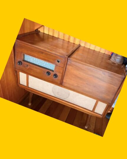 Mueble radio