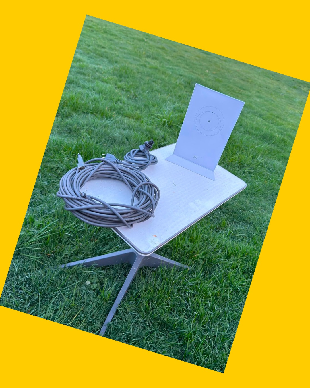 Antena Starlink motorizada