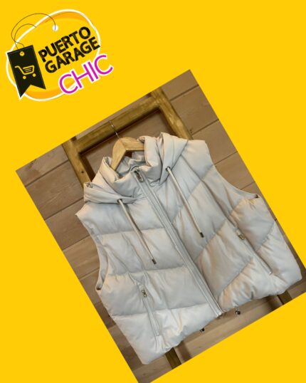 Chaleco acolchado con capucha Zara