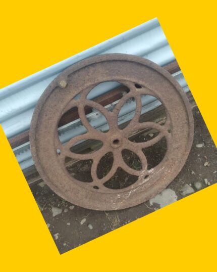 Rueda en fierro macizo diseño flor