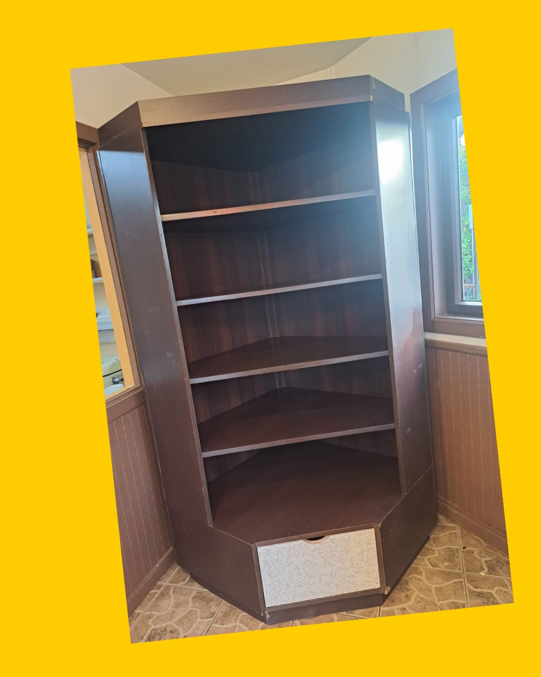 Mueble esquinero