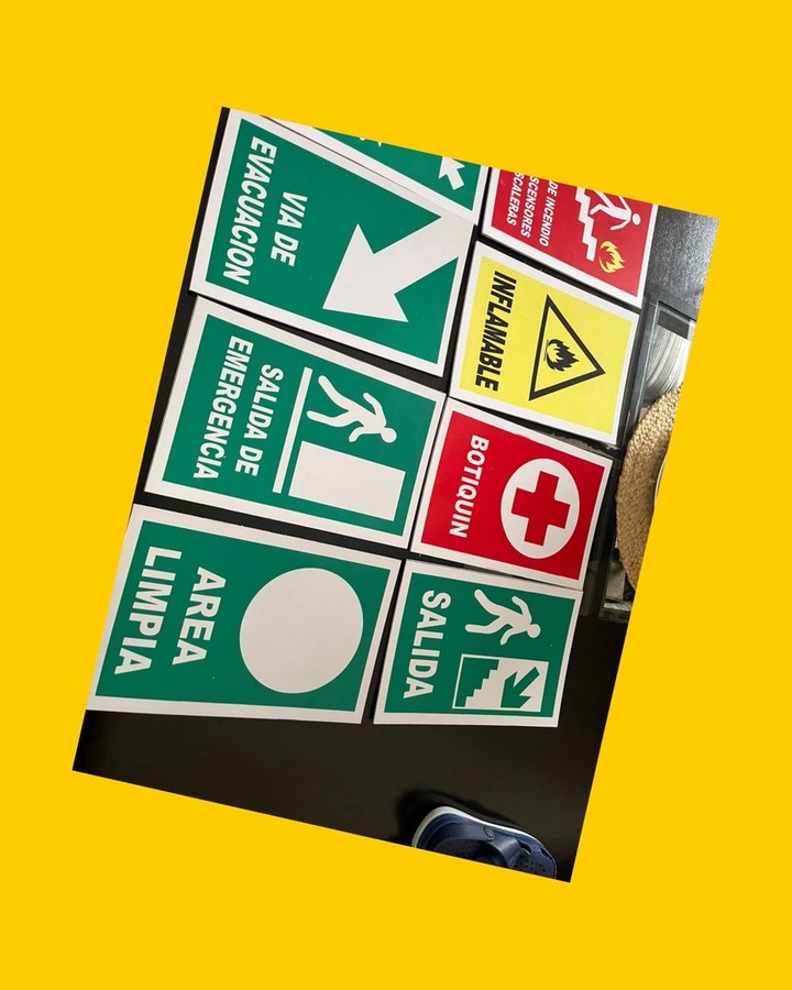 Pack de 10 señaléticas de prevención de riesgo