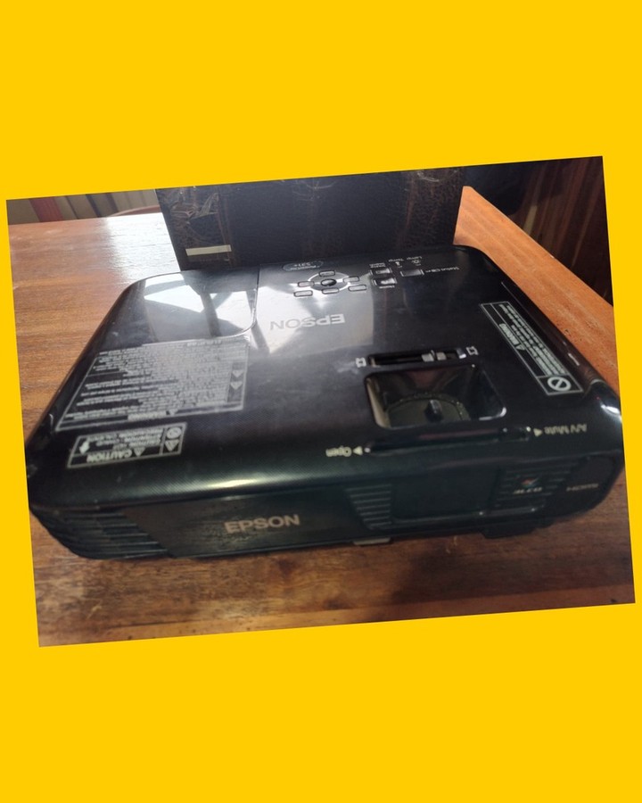 Proyector Epson S31