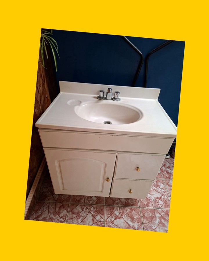 Vanitorio con llave monomando y mueble base