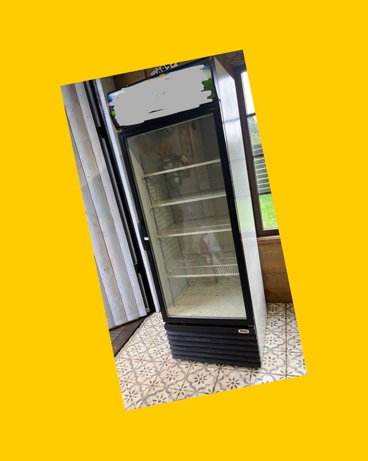Visicooler exhibidor vertical puerta de vidrio Mimet
