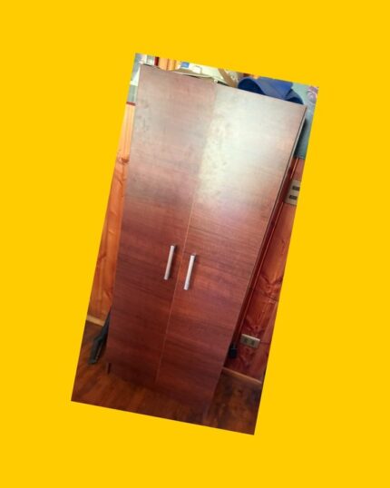 Closet con repisas