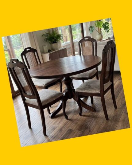 Comedor con 4 sillas