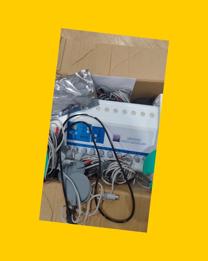 Máquina profesional de electroestimulación