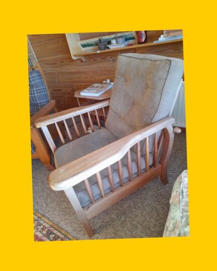 Poltrona reclinable de madera de lingue