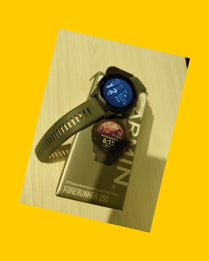 Reloj Garmin Forerunner 255